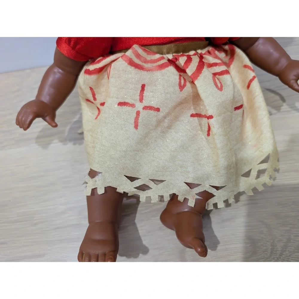 Disney Princess Moana Deluxe Baby Doll